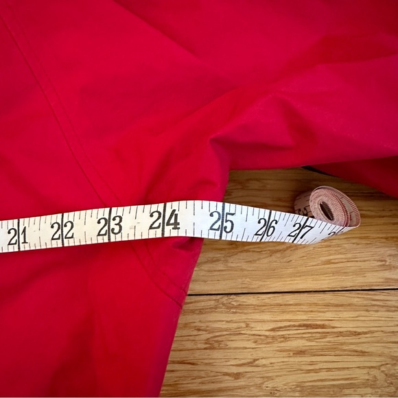 REI Women's Red Gore-Tex Outdoor Rain Hooded Jacket Size 14 - Picture 7 of 11